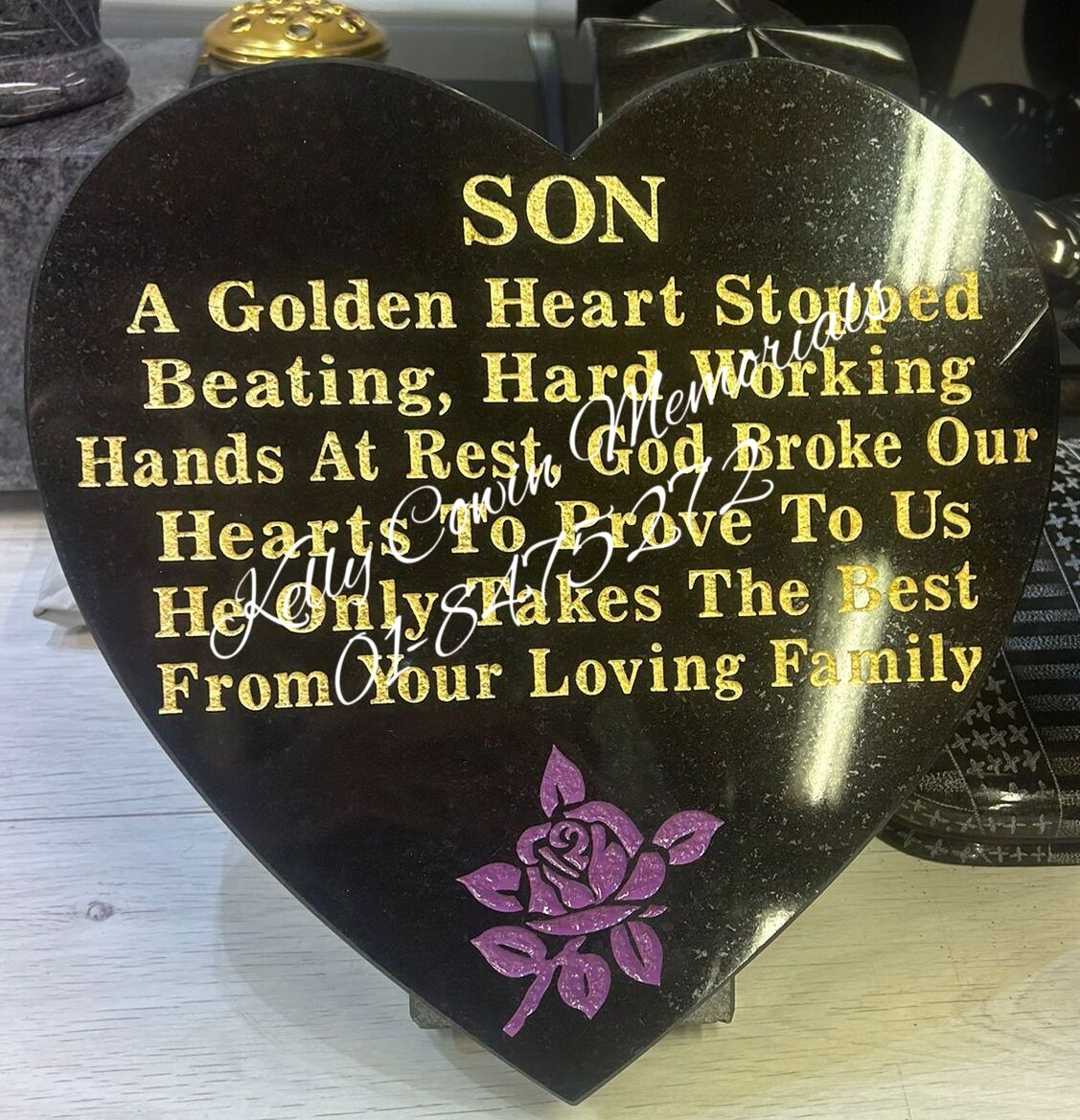 P080 - Granite Heart - Kelly Cowin Memorials