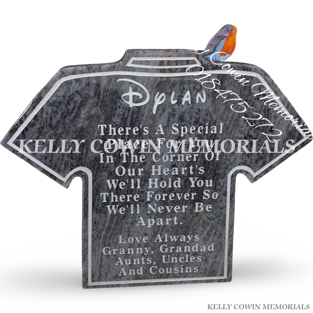 Personalised memorial with Disney-style letter engraving