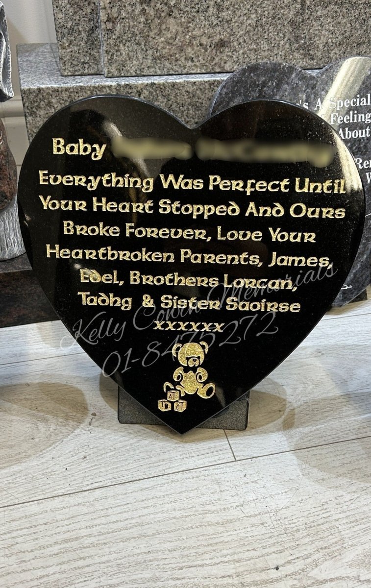 P078 - Granite Heart - Kelly Cowin Memorials