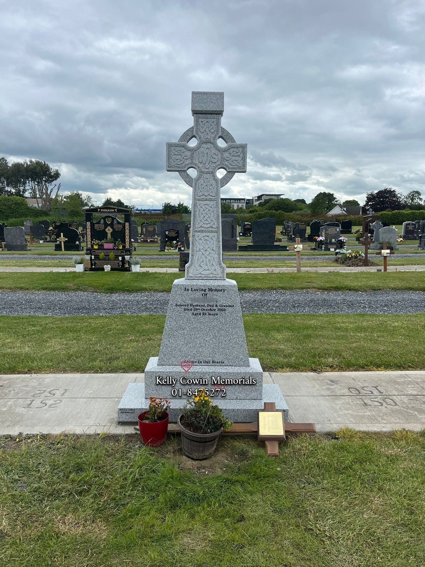 Headstone 424