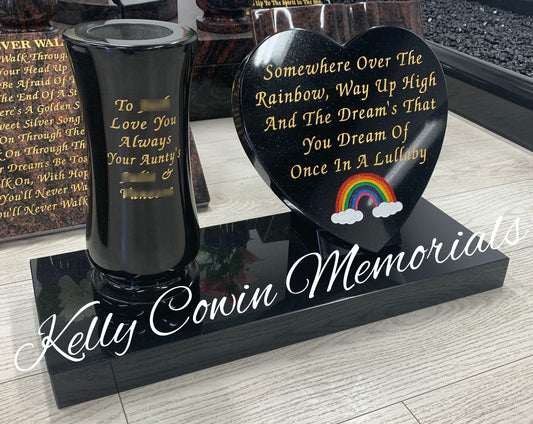 P005 - Vase & 12 inch Heart on Plinth