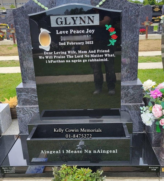 Headstone 526