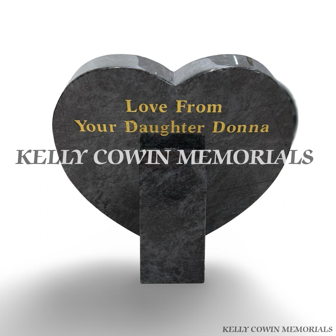 Reverse of Blue Lagoon granite heart memorial plaque with personalised gold inscription and polished finish.