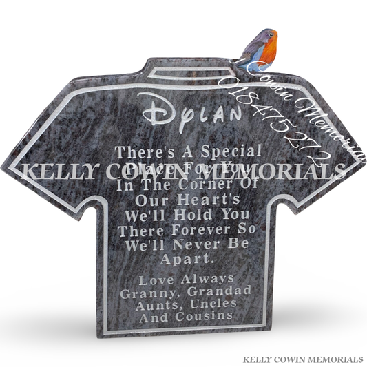 Personalised memorial with Disney-style letter engraving