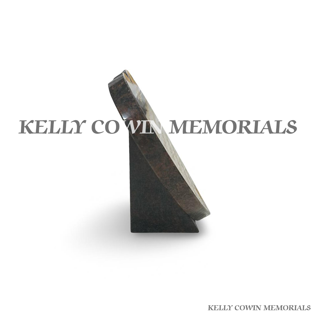 side view of 12 inch Pandora granite heart memorial plaque with 23.5-carat gold leaf inscription and polished finish handcrafted by Kelly Cowin Memorials for cemeteries and memorial gardens across Dublin and Ireland.