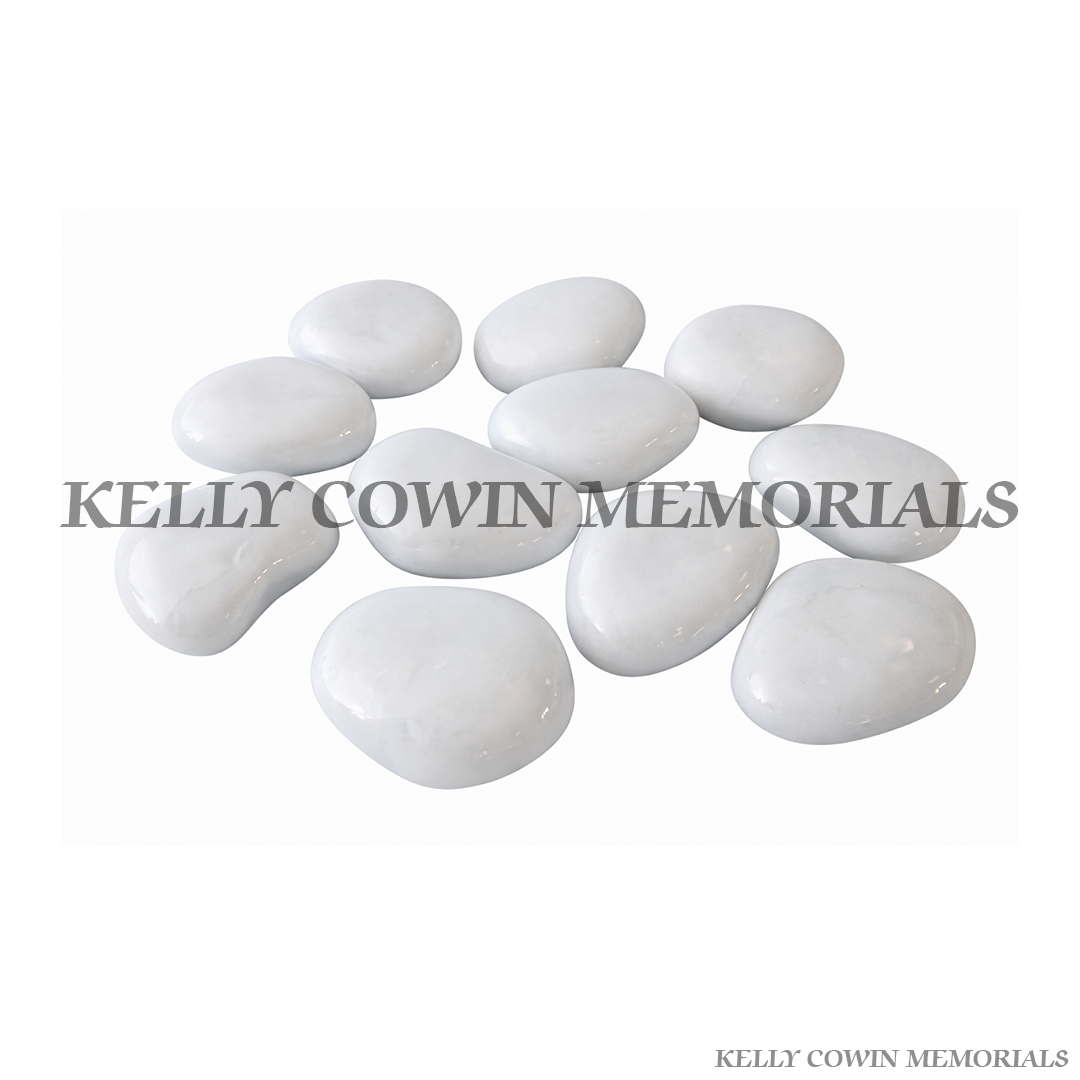 White polished decorative chippings for graves and gardens in Ireland